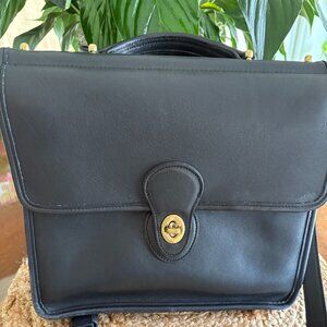 Vintage Coach 90's Navy Blue Station Bag